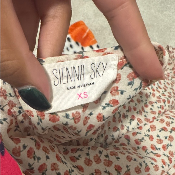 Sienna Sky Orange Floral Blouse - Picture 3 of 3